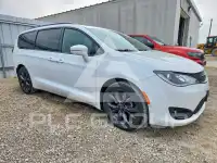 2018 Chrysler PACIFICA photo