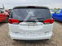 2018 Chrysler PACIFICA photo