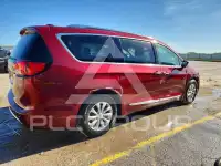 2018 Chrysler PACIFICA фото