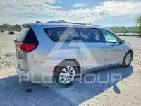 2018 Chrysler PACIFICA фото