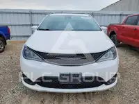 2018 Chrysler PACIFICA photo