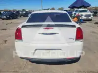 2018 Chrysler 300 photo