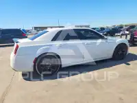 2018 Chrysler 300 photo