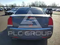 2018 Chrysler 300 photo