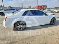 2018 Chrysler 300 фото