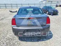 2018 Chrysler 300 фото