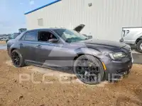 2018 Chrysler 300 фото