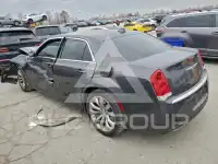 2018 Chrysler 300 photo