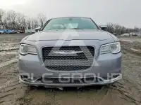 2018 Chrysler 300 фото