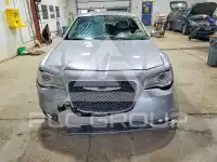 2018 Chrysler 300 фото