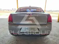 2018 Chrysler 300 фото
