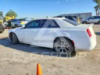 2018 Chrysler 300 photo