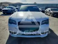 2018 Chrysler 300 photo
