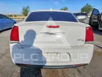 2018 Chrysler 300 photo