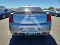 2018 Chrysler 300 photo