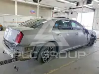 2018 Chrysler 300 фото