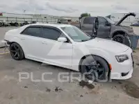 2018 Chrysler 300 фото