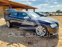2018 Chrysler 300 фото