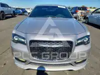 2018 Chrysler 300 photo