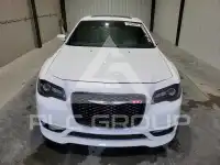 2018 Chrysler 300 фото