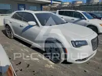 2018 Chrysler 300 фото