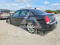 2018 Chrysler 300 фото