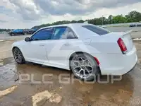 2018 Chrysler 300 фото