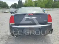 2018 Chrysler 300 photo