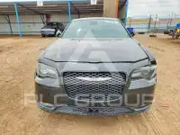2018 Chrysler 300 photo