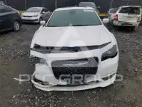 2018 Chrysler 300 photo