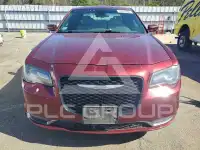 2018 Chrysler 300 photo
