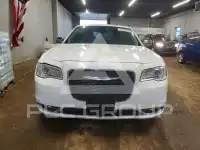 2018 Chrysler 300 photo