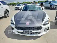 2018 Fiat 124 photo