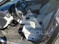 2018 Mercedes Benz CLA-Class фото