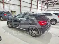 2018 Mercedes Benz GLA-Class фото