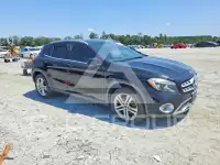 2018 Mercedes Benz GLA-Class photo
