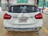 2018 Mercedes Benz GLA-Class фото