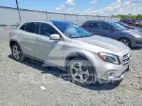 2018 Mercedes Benz GLA-Class фото
