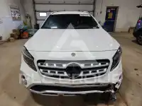 2018 Mercedes Benz GLA-Class фото
