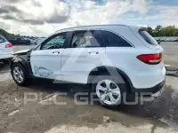 2018 Mercedes Benz GLC-Class фото