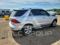 2018 Mercedes Benz GLE-Class фото