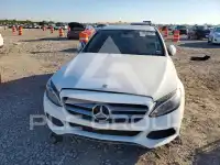 2018 Mercedes Benz C-Class photo