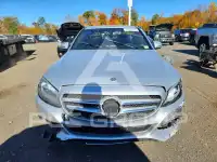 2018 Mercedes Benz C-Class photo