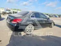 2018 Mercedes Benz C-Class фото