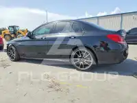 2018 Mercedes Benz C-Class photo