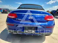2018 Mercedes Benz C-Class photo