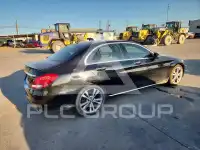 2018 Mercedes Benz C-Class photo