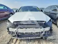 2018 Mercedes Benz C-Class фото