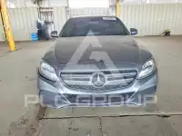 2018 Mercedes Benz C-Class photo