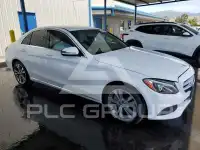 2018 Mercedes Benz C-Class photo